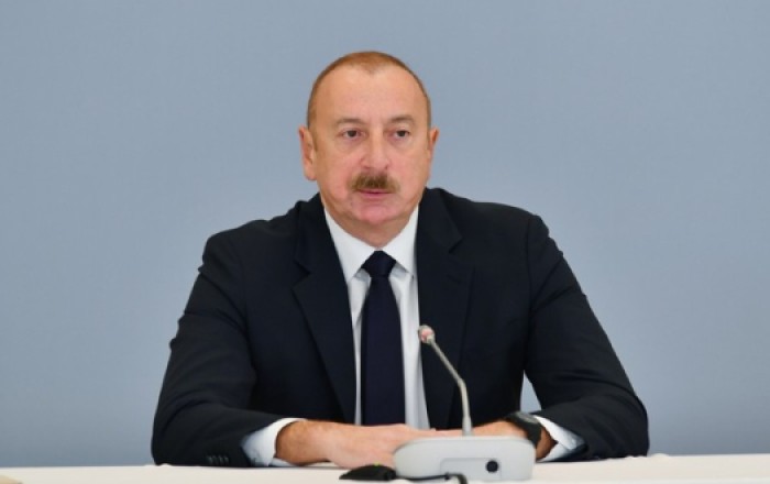 Ильхам Алиев на Всемирном форуме в Баку