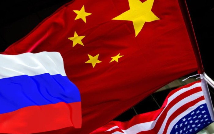 Китай предостерег США от вмешательства в торговлю между РФ и КНР