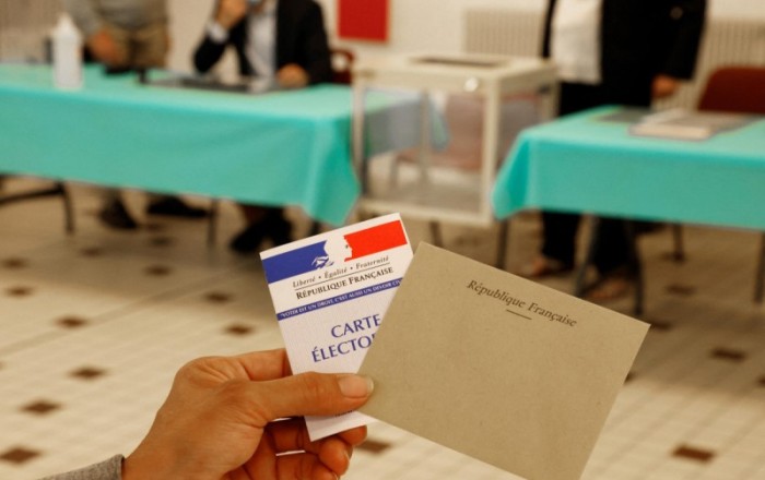 Во Франции началась агитация в связи с парламентскими выборами