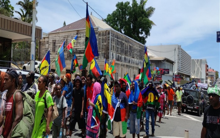 В Новой Каледонии началась очередная волна протестов
