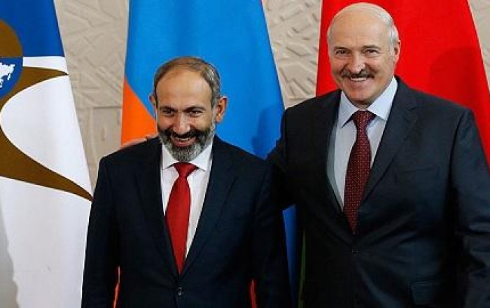 Lukaşenko Paşinyanı iyrənc insan adlandırdı