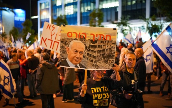Массовые акции за отставку Нетаньяху прошли в Израиле