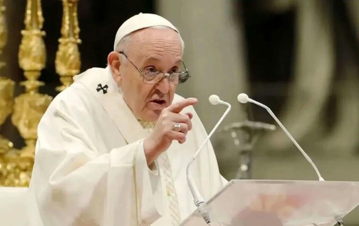 Papanın qadınlarla bağlı bu çıxışı xaosa səbəb oldu