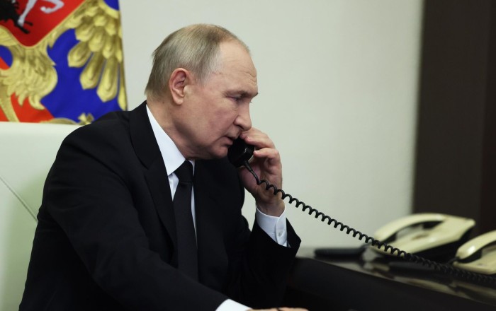 Putin və Möhbər arasında telefon danışığı baş tutub