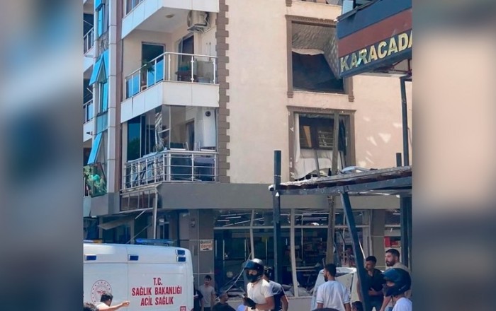 İzmirdə dəhşətli partlayış: 5 ölü, çox sayda yaralı var -