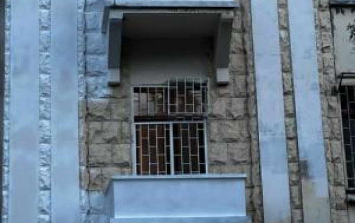Госкомитет объявил войну горе-малярам По следам скандала с архитектурными зданиями Баку / ФОТО