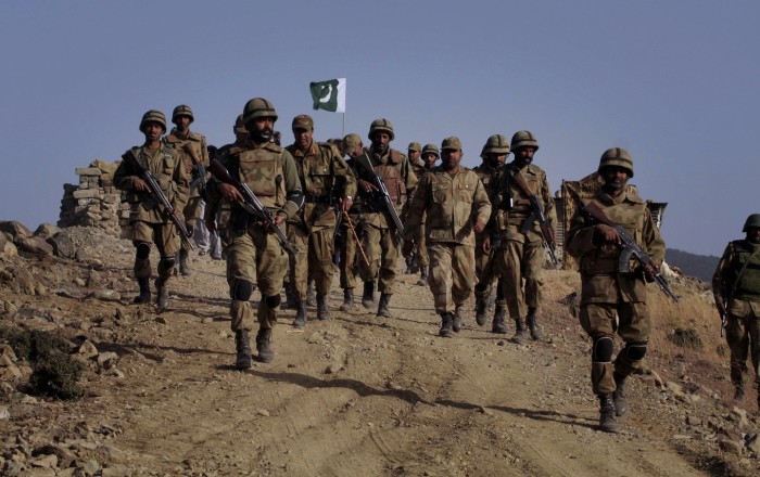 Pakistan genişmiqyaslı antiterror kampaniyasına başladığını elan edib