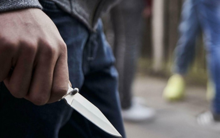 Lənkəranda 38 yaşlı kişi döyülərək bıçaqlanıb