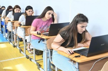 Стартуют экзамены в рамках приема учителей на работу в Азербайджане