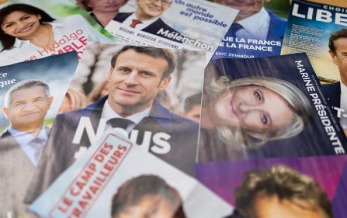 218 французских политиков снялись с кандидатской гонки