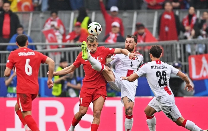 UEFA Gürcüstan və Türkiyə Futbol Federasiyalarını cərimələdi