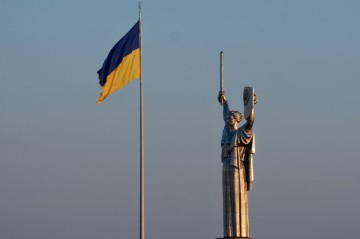 На Украине задержали чиновников за кражу денег для армии