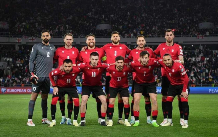 Gürcüstan futbolçuları ölkə prezidenti tərəfindən "Şərəf" ordeni ilə təltif olunublar