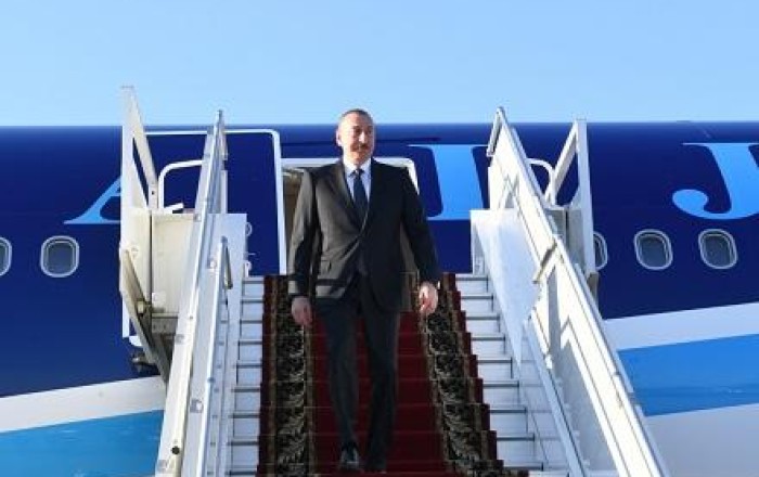 Ильхам Алиев прибыл с визитом в Астану