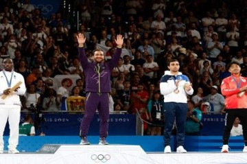 Azerbaijan’s Olympic champions return to their homeland