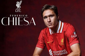 Liverpool sign Juventus winger Chiesa