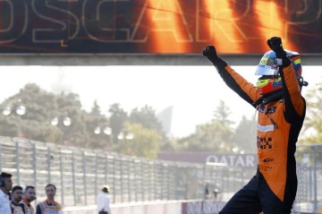 Piastri wins in Baku as McLaren take over at the top