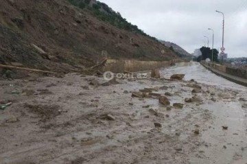 В Шамахы просела автодорога