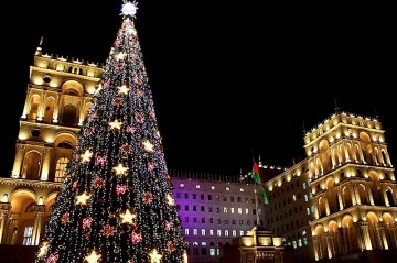 В Азербайджане на Новый год 7 дней подряд будут нерабочими днями