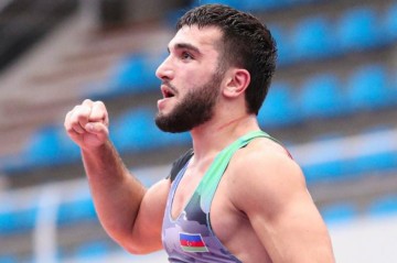 Azerbaijani wrestler claims gold in Kazakhstan
