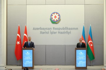 Azerbaijani, Turkish FMs discuss key bilateral and multilateral issues