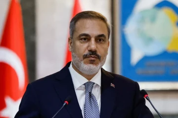 Türkiye's Fidan tackles regional challenges in talks with new Romanian FM