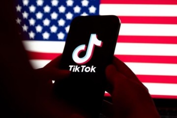 TikTok comes back online after temporary ban