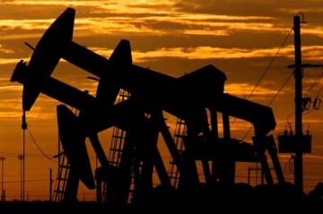 Oil prices drop in global markets