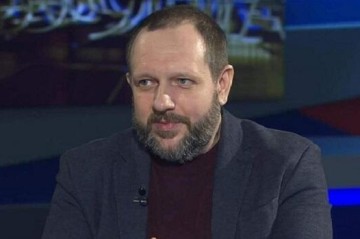 Arkov: Trump weighs military strikes on Iran