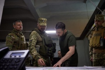 Ukraine extends martial law and mobilization