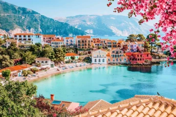 Greece becomes new hotspot for golden visa seekers as US interest soars