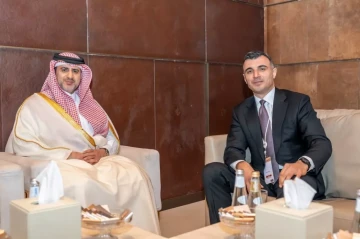 Azerbaijan, Qatar discuss closer financial cooperation