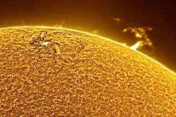 Scientists record impactful solar flare