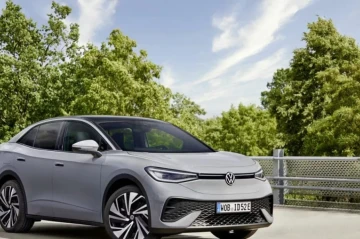 German car giants struggle as Chinese rivals steer ahead