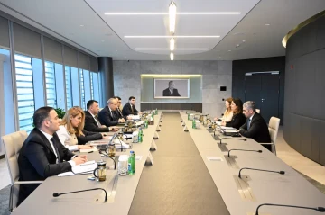 Azerbaijan's Economy Minister discusses future cooperation with Asian Development Bank