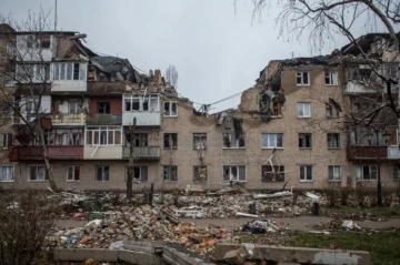 Russia's economic strain in occupied Ukrainian regions The price of conquest