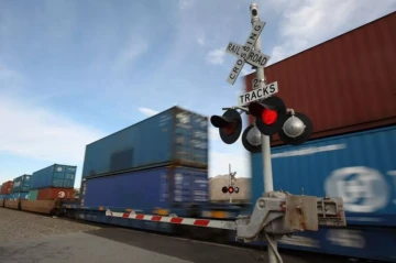 European Commission vows firm response to US trade policy changes