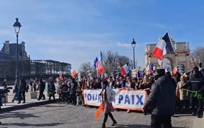 Protests erupt in Paris against Macron’s plans to send troops to Ukraine