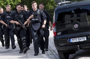 Germany conducts major anti-terror raids across six states