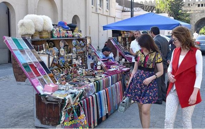 Azərbaycana gələn turistlərin sayı niyə azaldı?