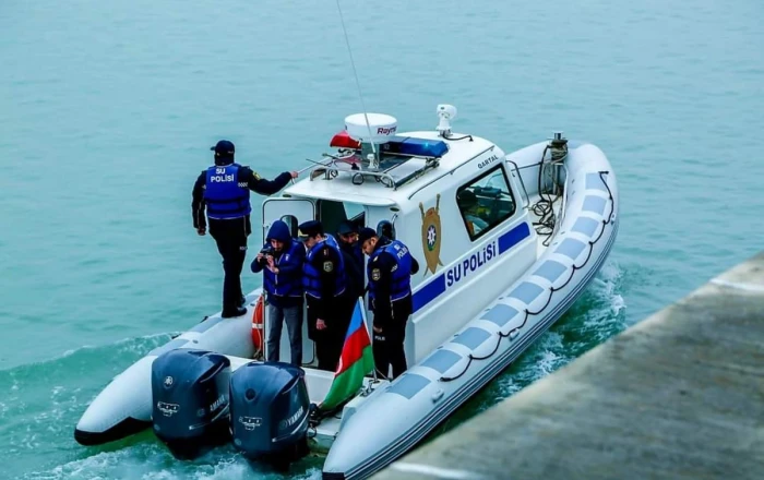 В Каспийском море мужчину задержали за незаконный вылов рыбы