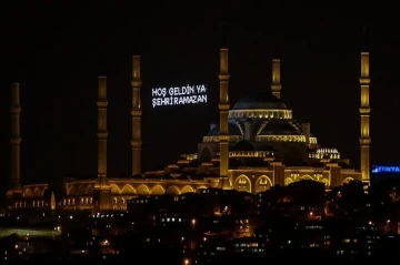 Bir ildə iki Ramazan ayı yaşayacağıq -