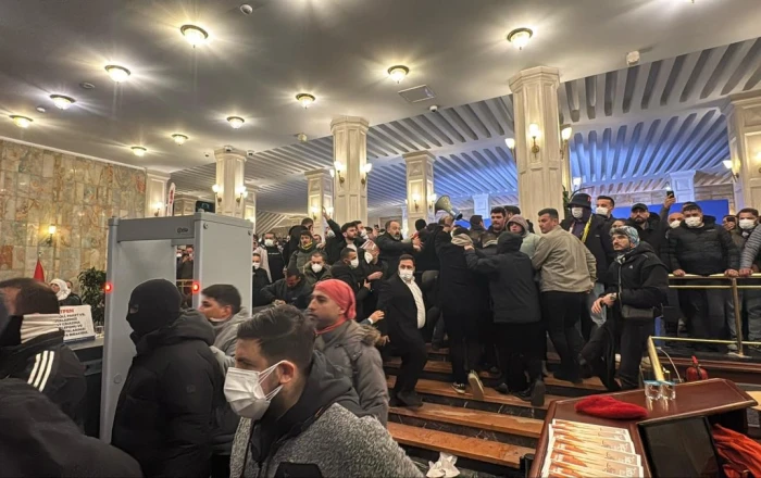 Нападение на мэрию Стамбула: есть задержанные