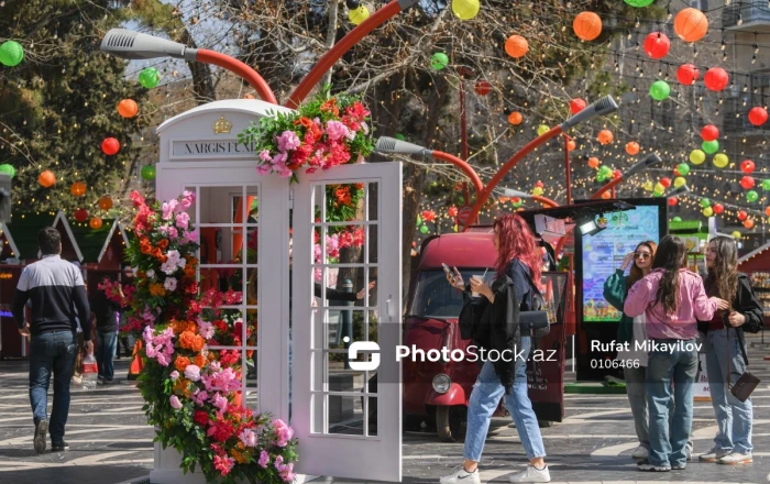 Bayram günlərində paytaxta turist axını var