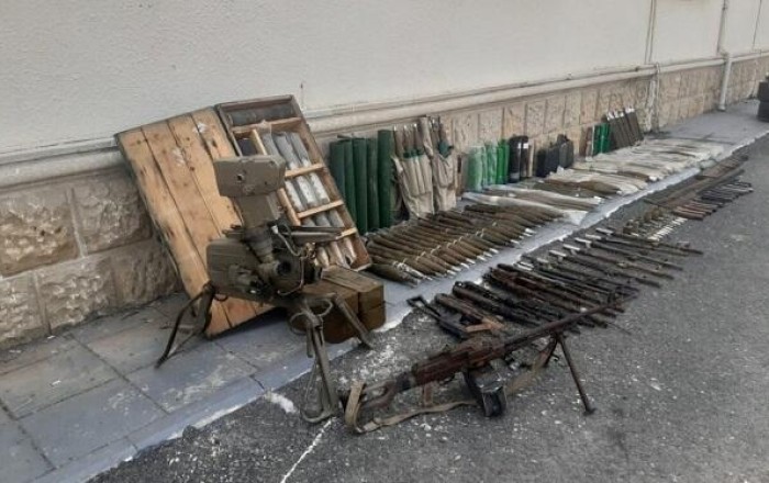 Bakının iki rayonunda silah-sursat aşkarlandı