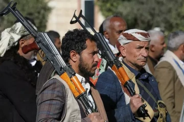 Official: US strikes in Yemen destroy key Houthi leaders