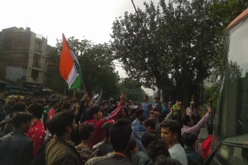 Violent clashes break out in India, leaving nearly 30 police officers dead