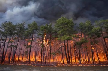 Киев бомбят, в Дарфуре беженцы, Нью-Джерси полыхает... объектив haqqin.az