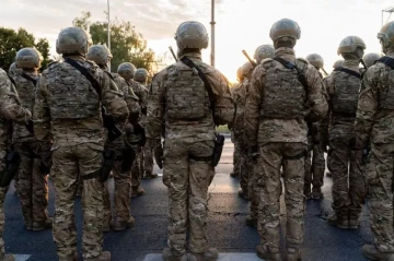UK softens troop deployment plans for Ukraine amid rising risks