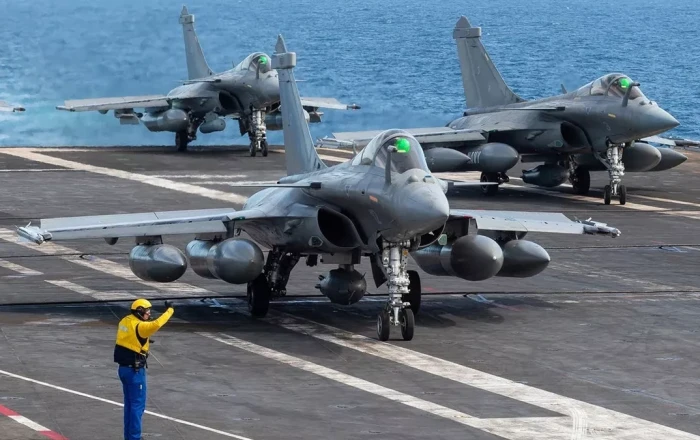 India plans to buy 26 Rafale Marine fighter jets from France